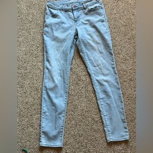 Women’s Old Navy Jeans - Super Skinny Mid Rise size 6
